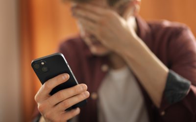 5 Sinais de que Seu Celular Precisa de Assistência Técnica